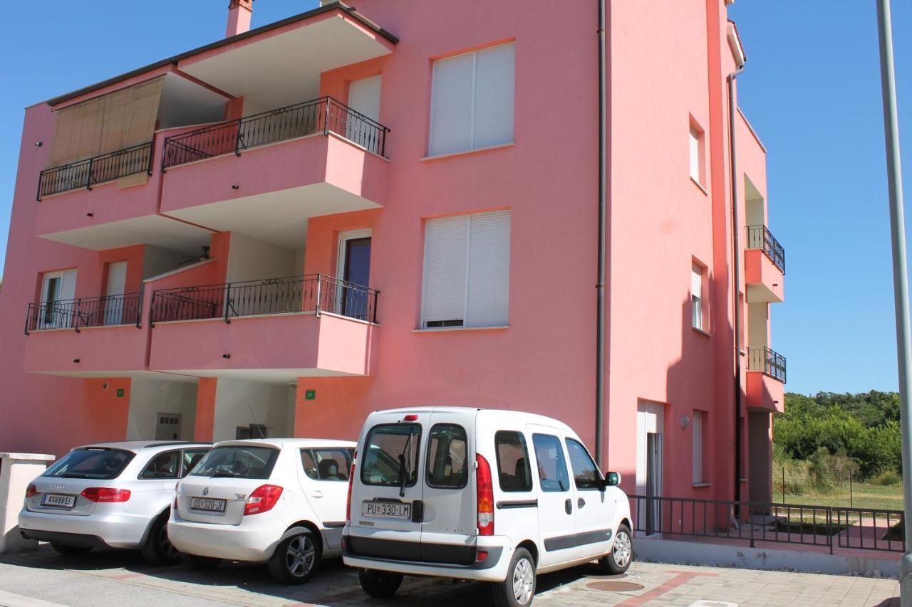 With A Parking Space - 13416 Apartman *
